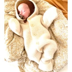 Selmas Sovedragt- Strikkekit, Snefnug - 1-2 r