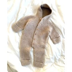 Selmas Sovedragt- Strikkekit, Snefnug - 1-2 r