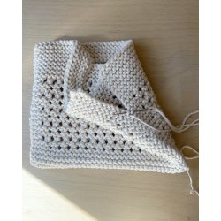 Heia miniveske - strikkekit, OBS opskriften er p� norsk