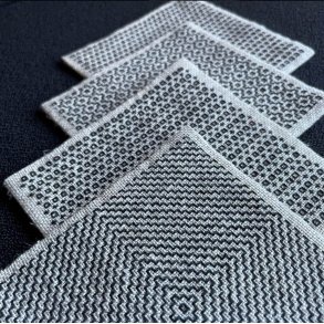 Blackwork kaffebrikker Broderikit 