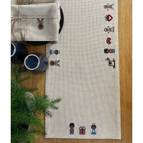 Julelber Gingerbread - broderikit - bestillingsvare