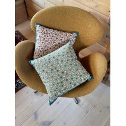 Crazy Leo pude rosa - broderikit - bestillingsvare