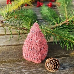 Strikkekit til 3 sm juletrer