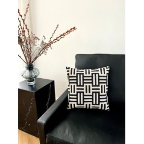 Labyrint pude - broderikit - bestillingsvare