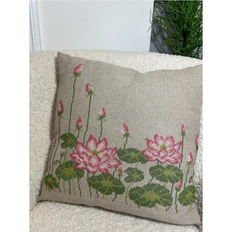 Pink Lotus Flower pude - broderikit - bestillingsvare